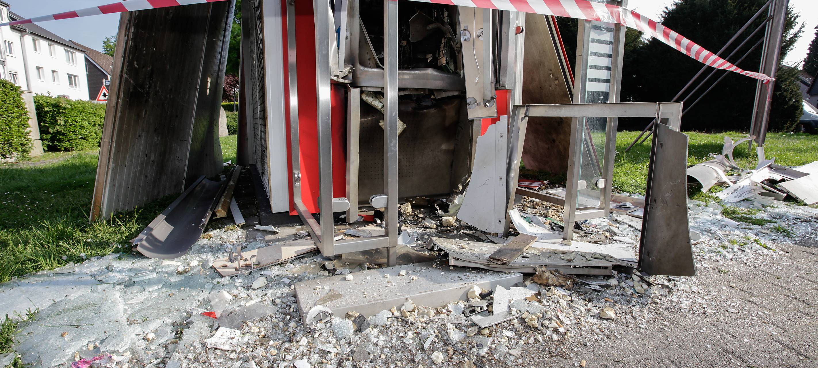 Innenminister Reul erhöht Druck auf Geldautomatensprenger