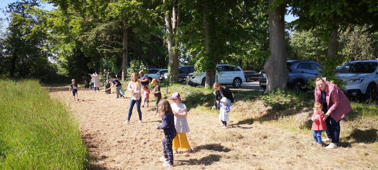 Hegeringkids Lintfort - Neukirchen säen Blühstreifen ein