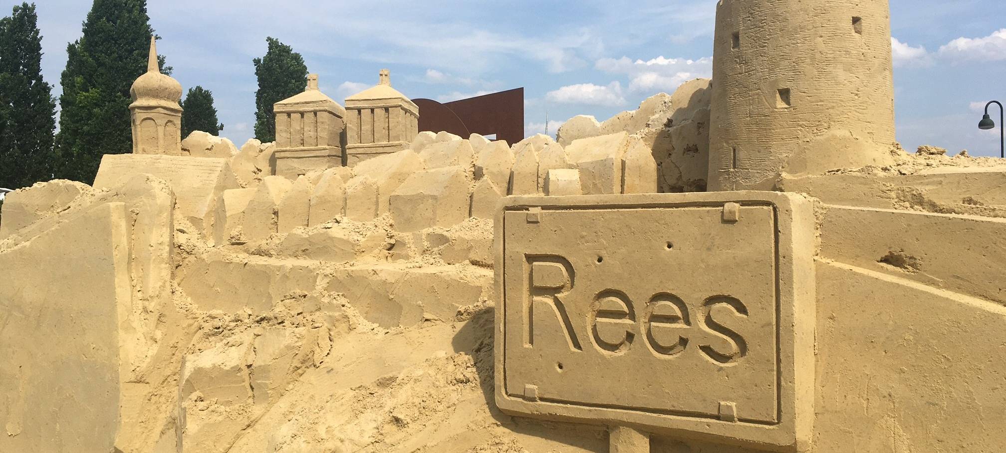 Sandskulptur zum Reeser Stadtfest ist zerstört worden