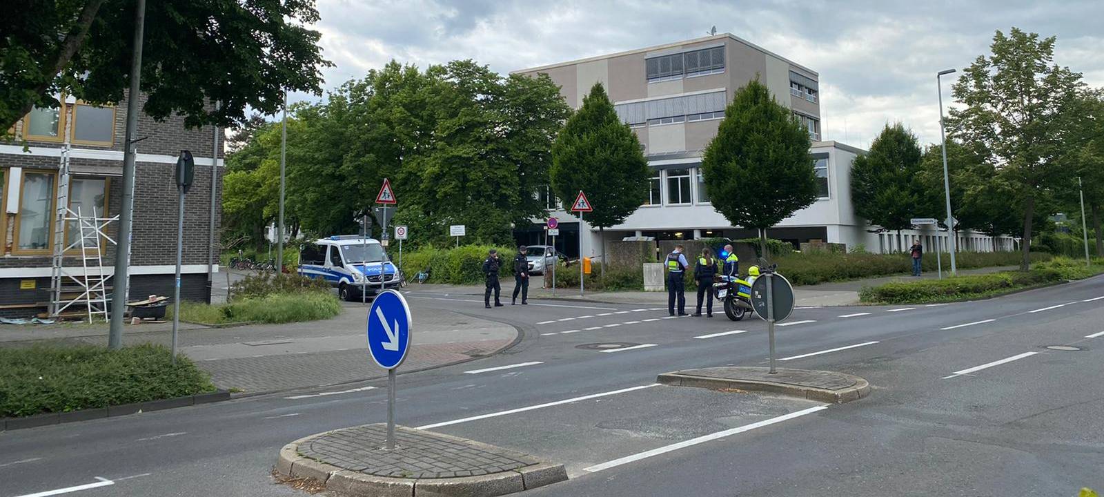 Festnahmen nach SEK-Einsatz an Schule in Dinslaken