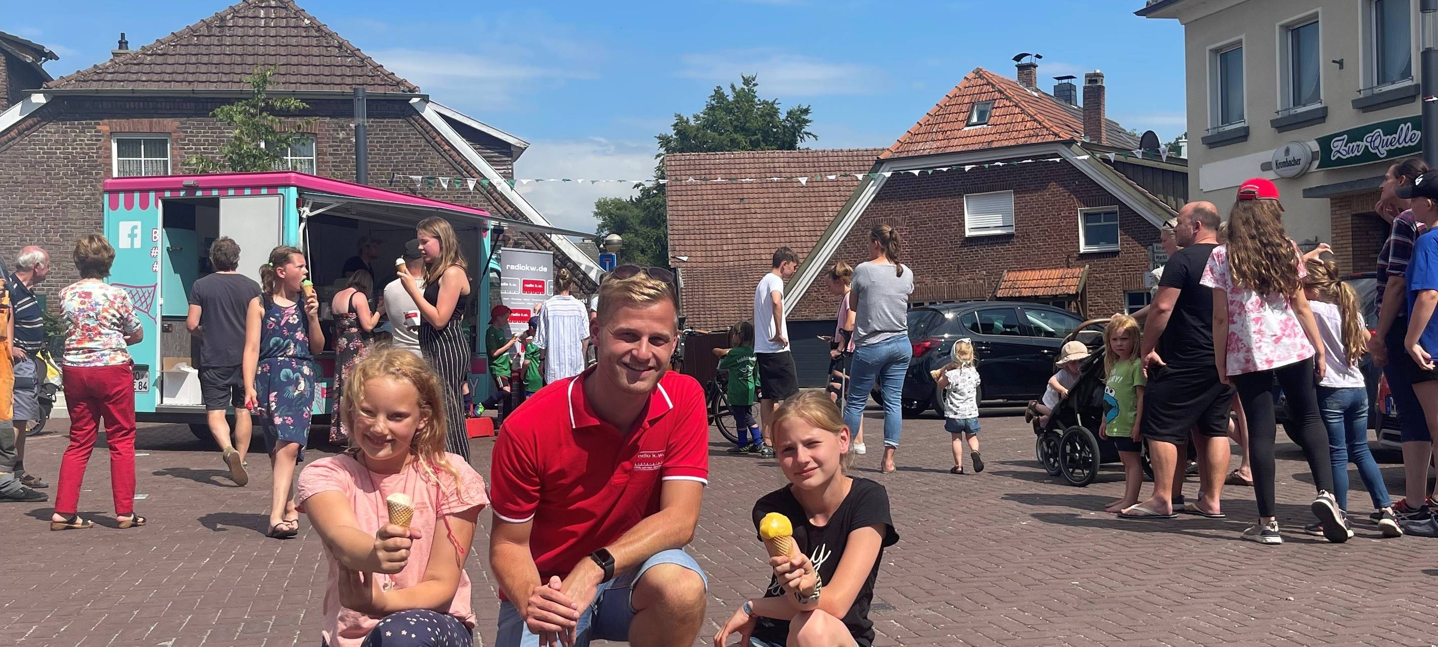 Ferien-Gewinnspiel: Emils Eiswagen liefert Eis in euren Ort