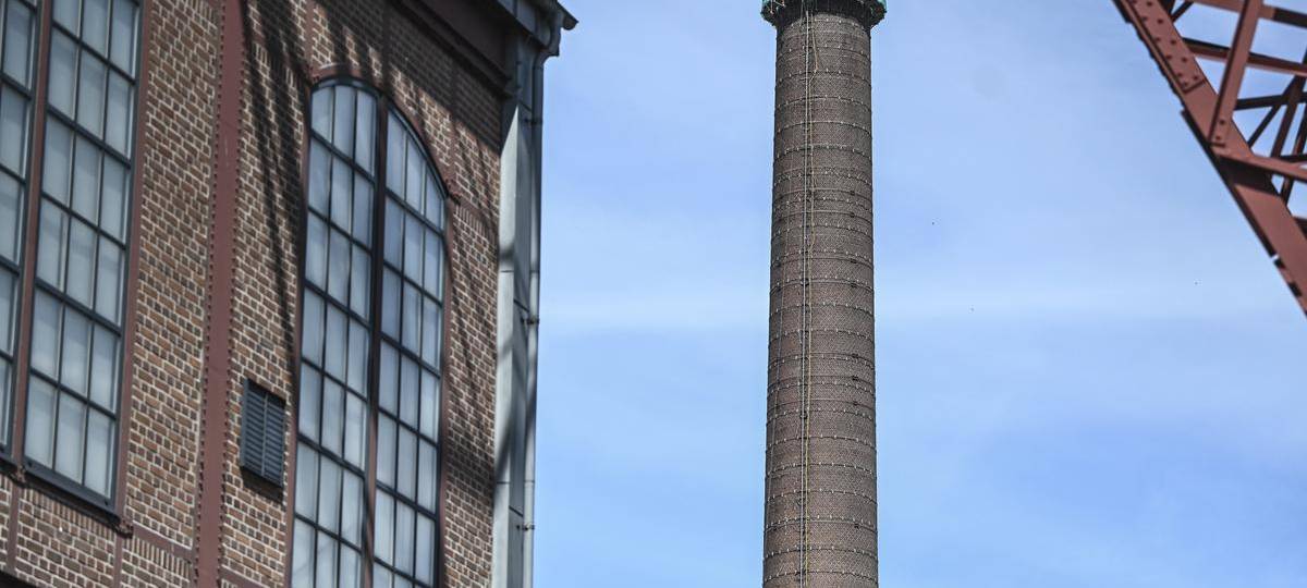 Zechen-Schornstein in Moers-Hochstraß soll halbiert werden