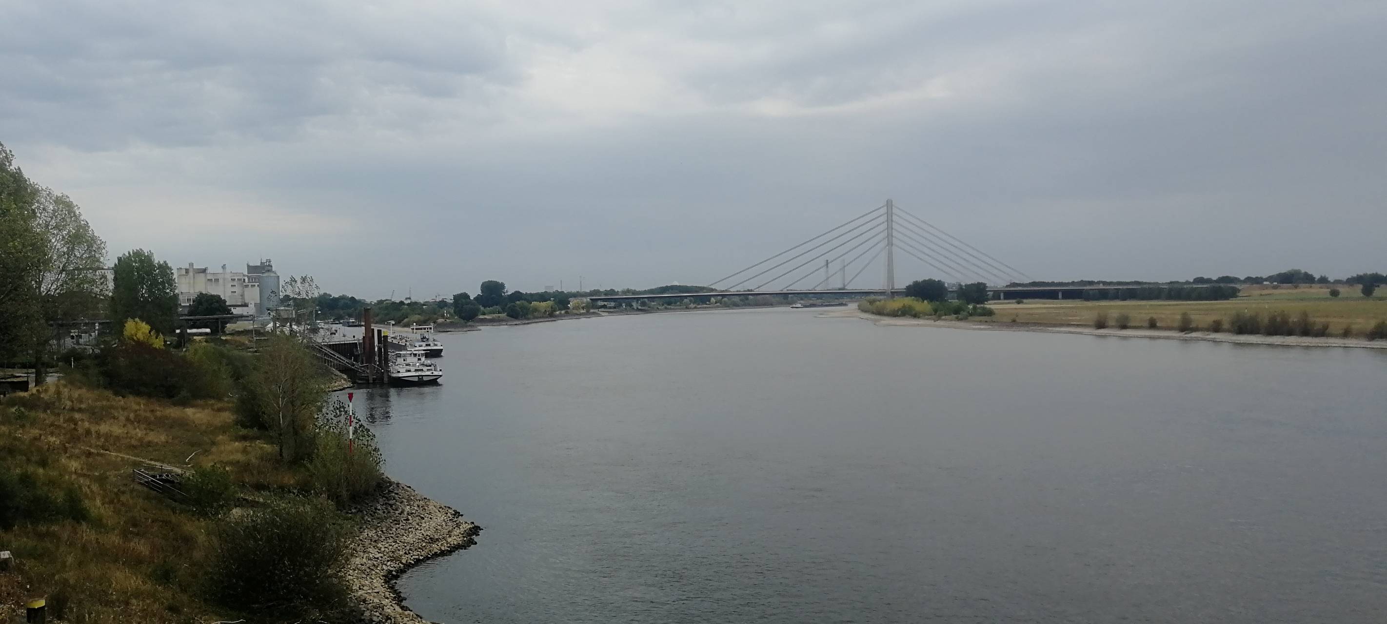 Rheinpegel in Wesel auf Allzeittief