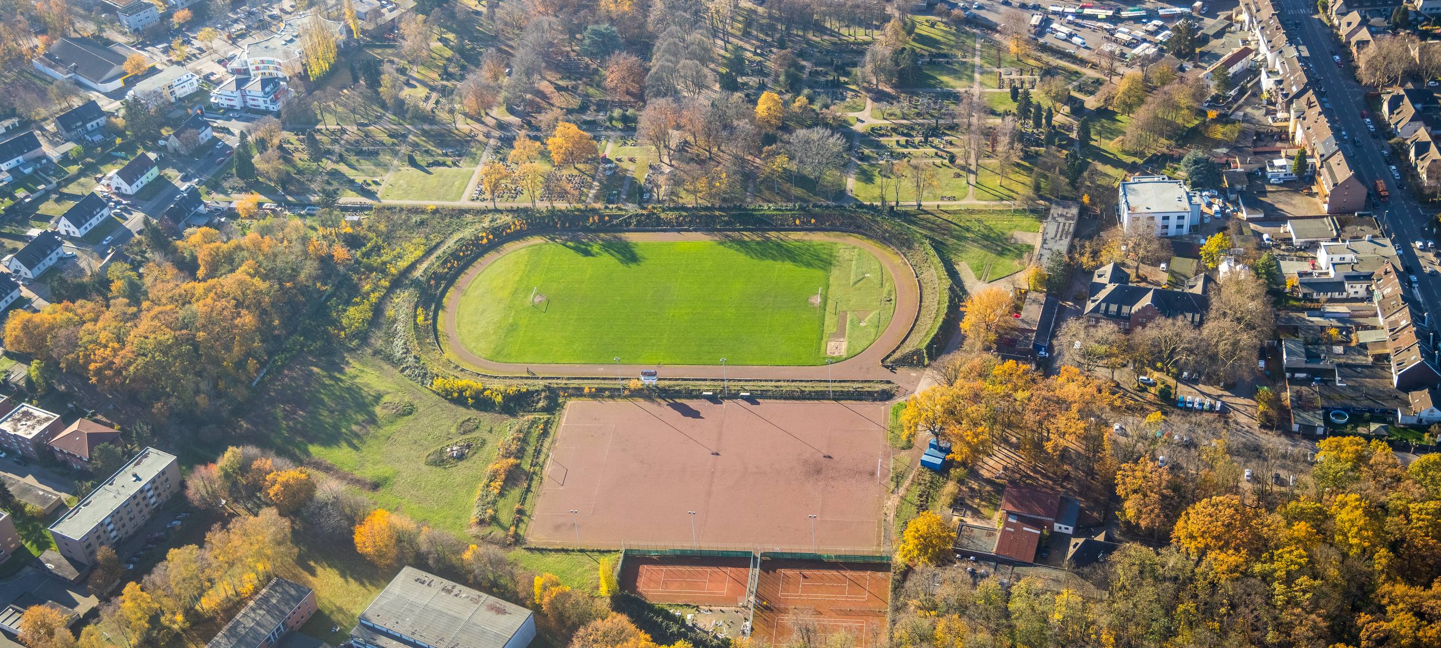 Anbaggern für den Aktivpark in Moers Meerbeck