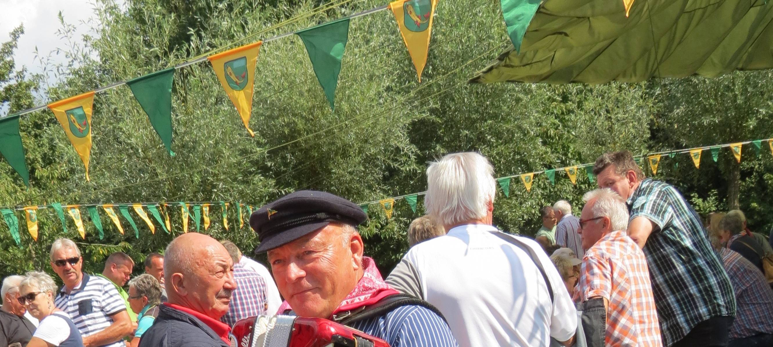 Lüttingen feiert das 23te Fischerhüttenfest