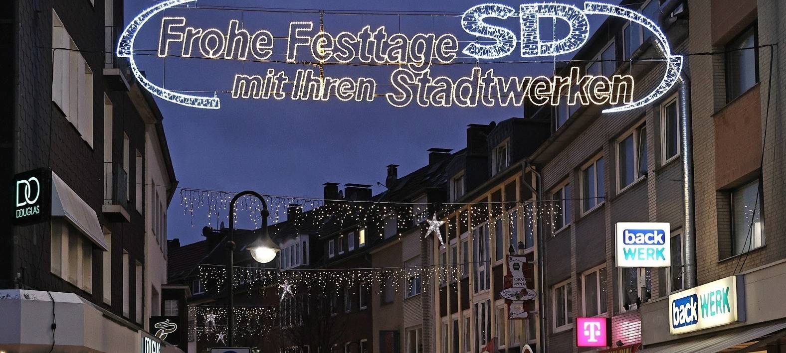 Trotz Energiekrise: Dinslaken plant Weihnachten mit Lichtern