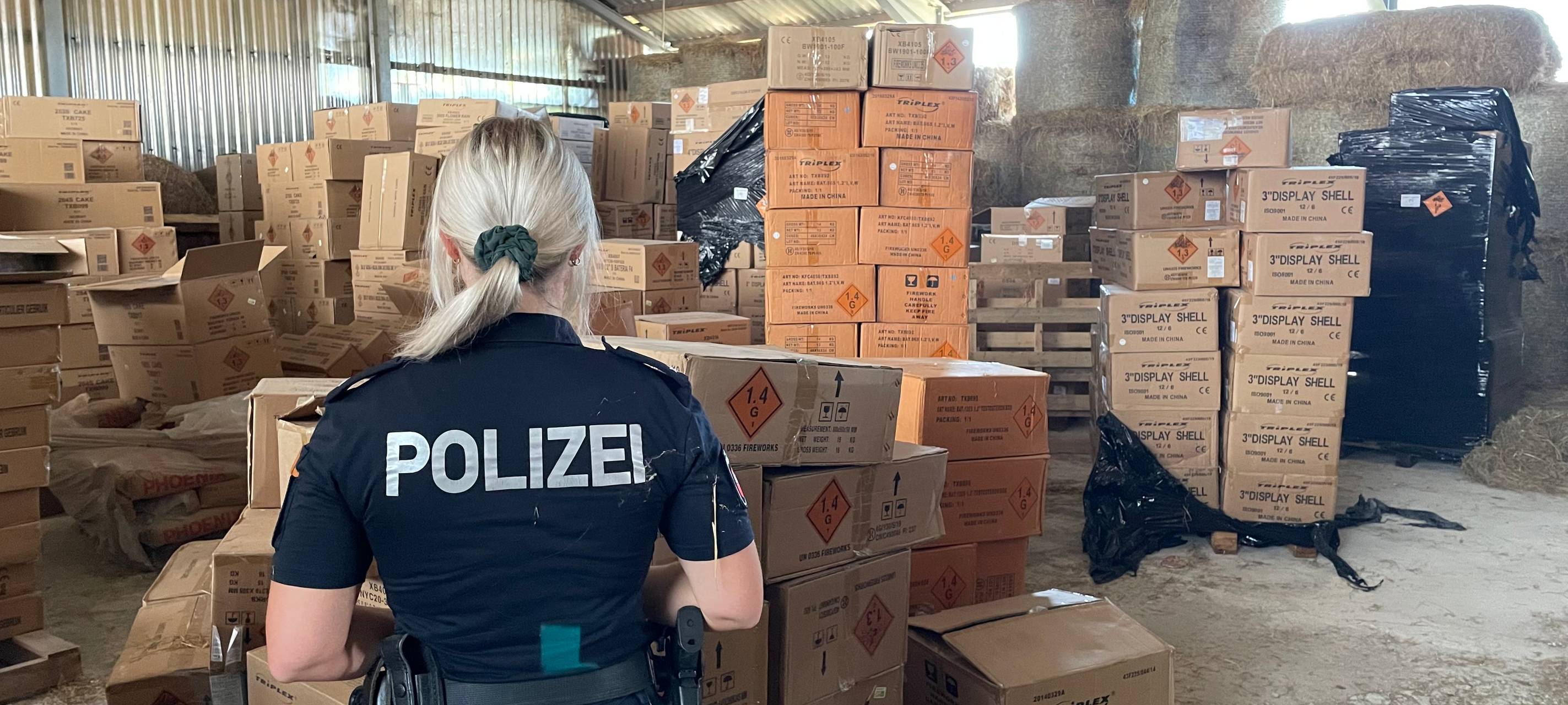 In Hamminkeln sind 20 Tonnen illegales Feuerwerk aufgeflogen