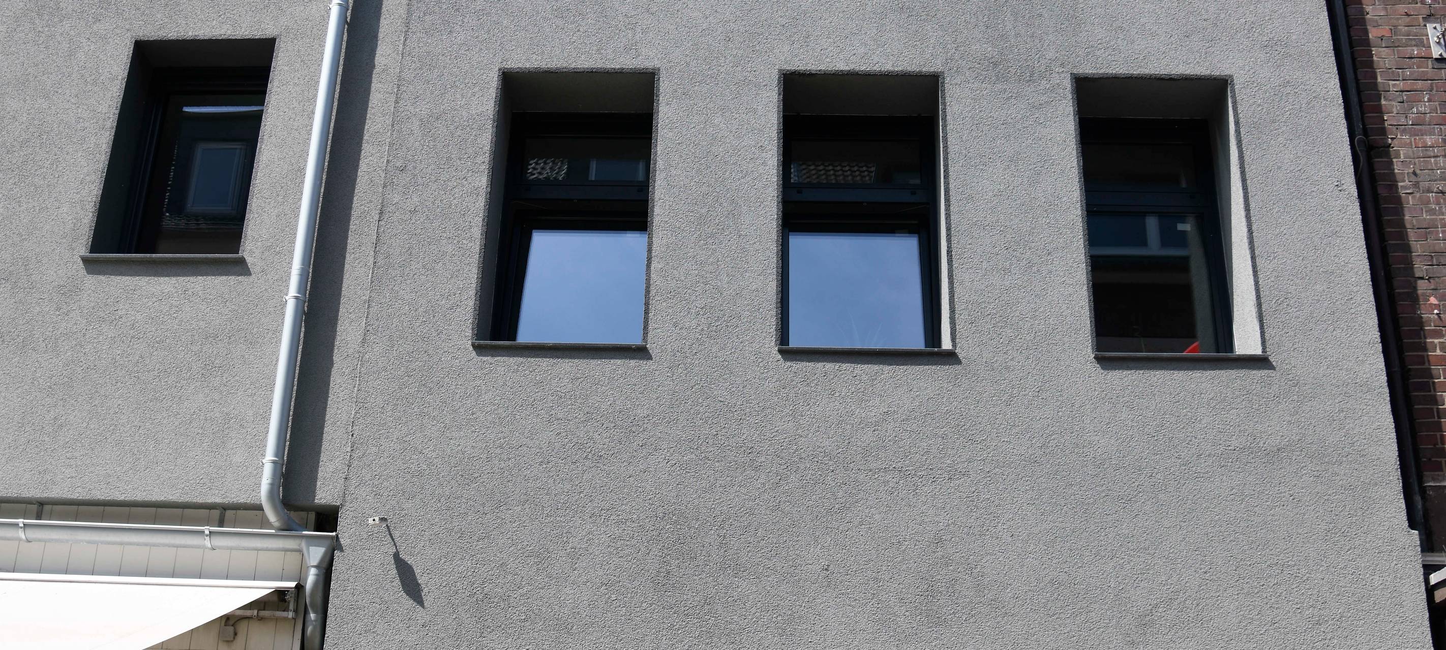 Dinslakener Stammenhaus hat wieder eine Stuckfassade