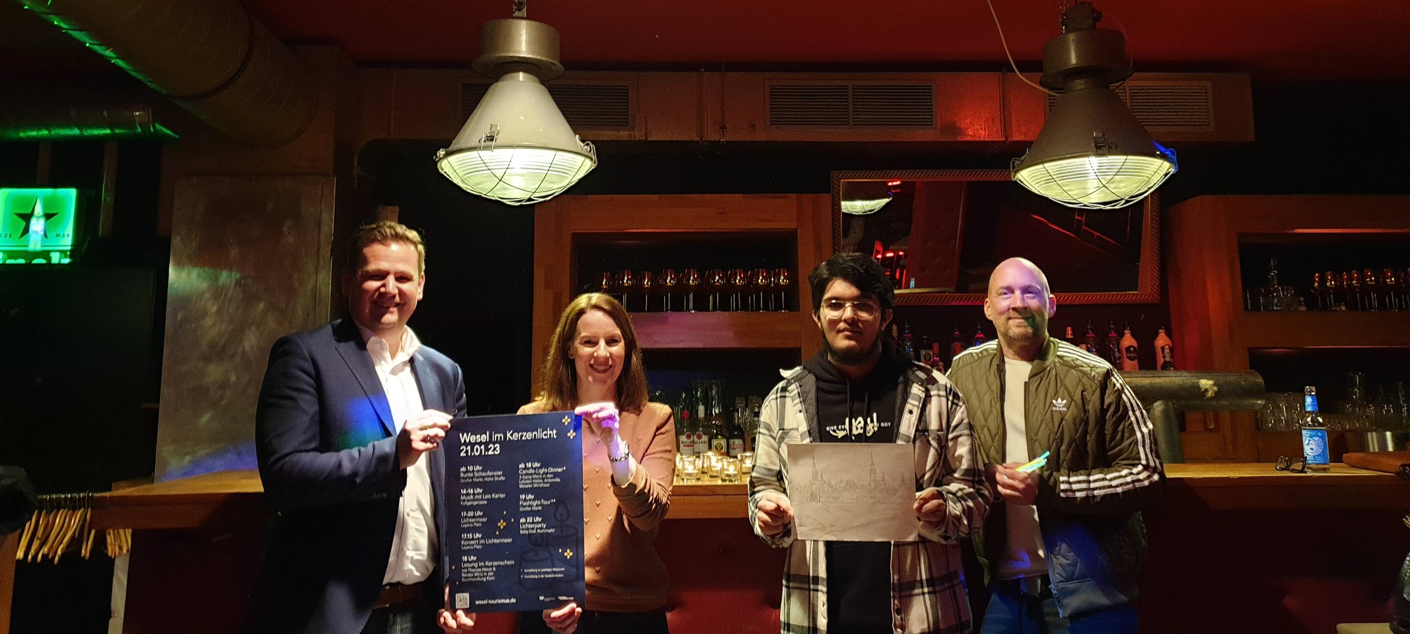 Wesel präsentiert sich heute im Kerzenlicht