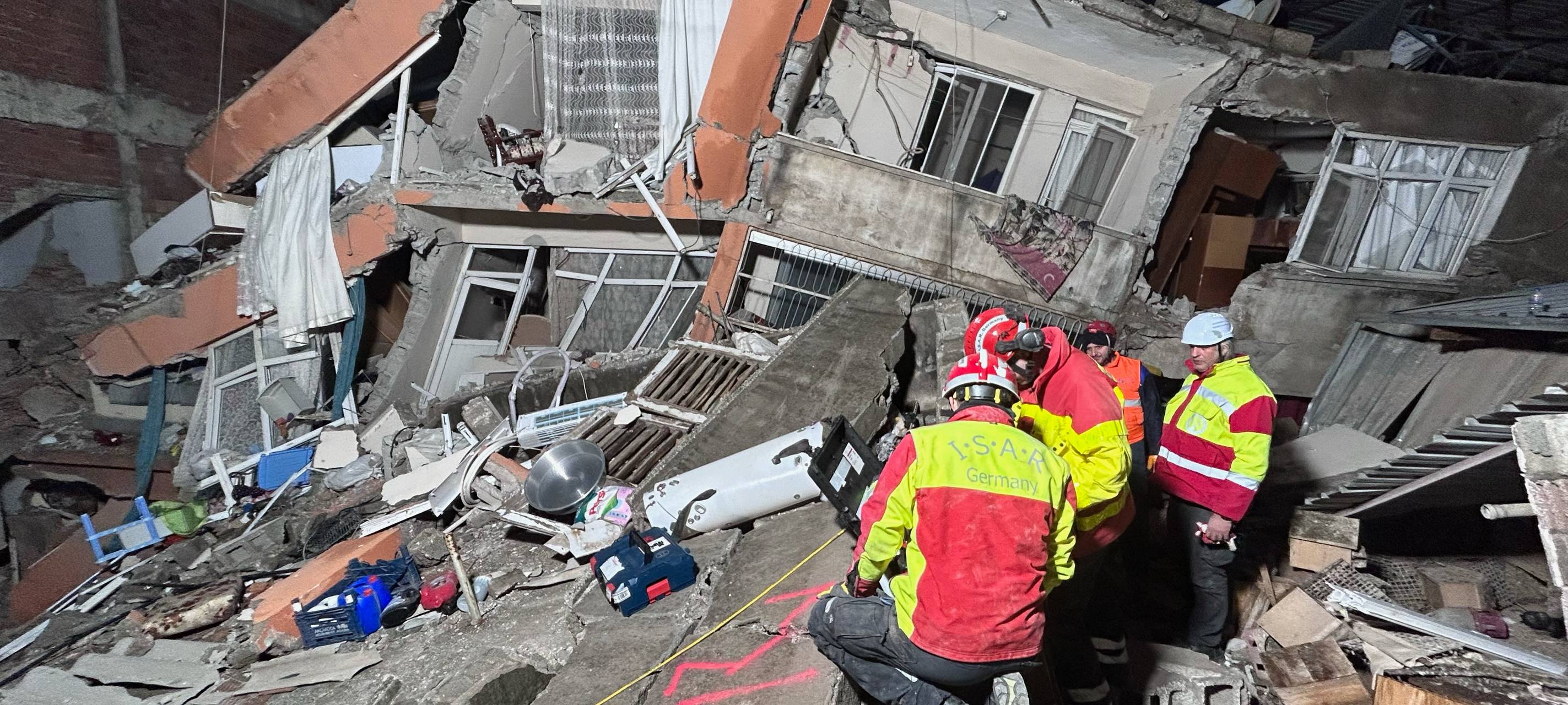 ISAR Germany im Erdbeben-Gebiet in der Türkei angekommen