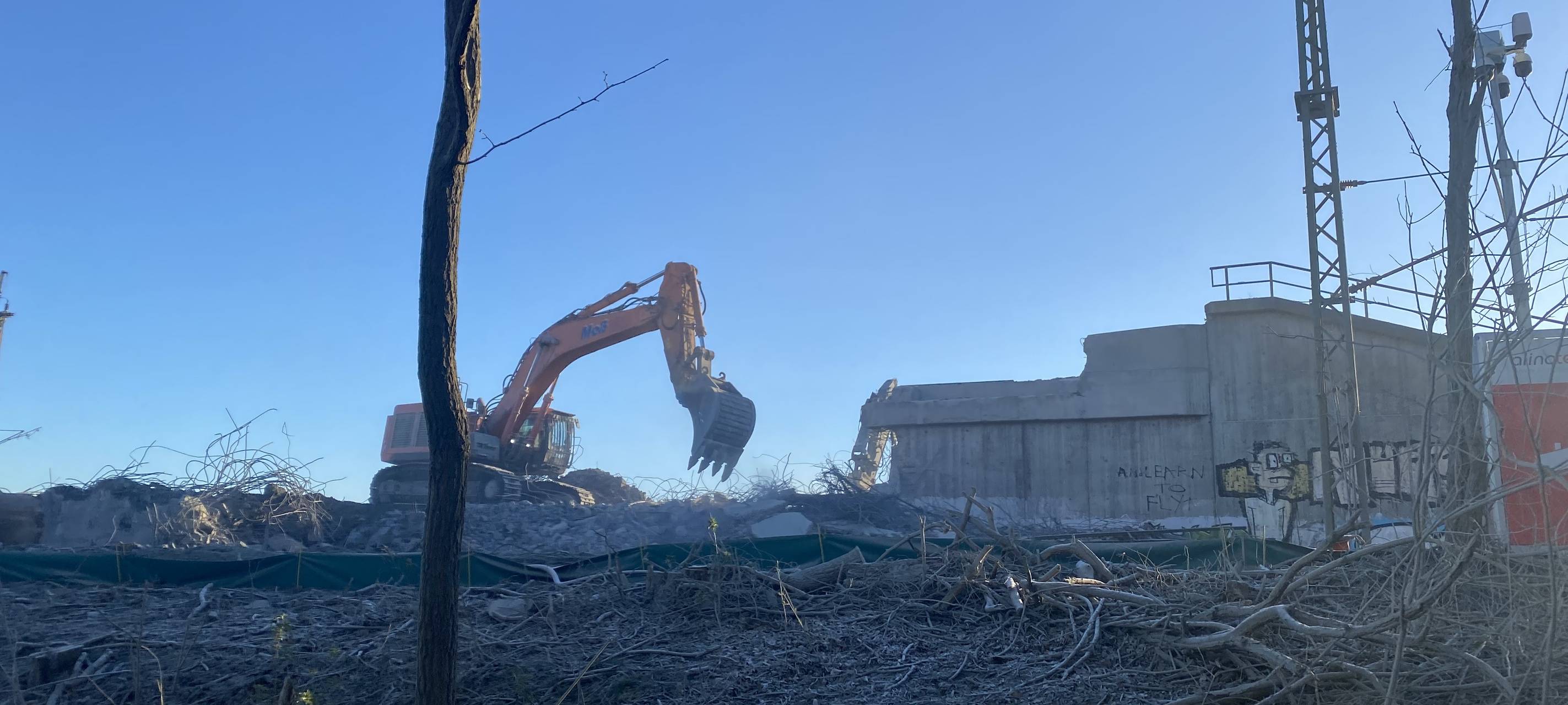 Betuwe-Ausbau: Abriss der B8-Brücke in Wesel hat begonnen