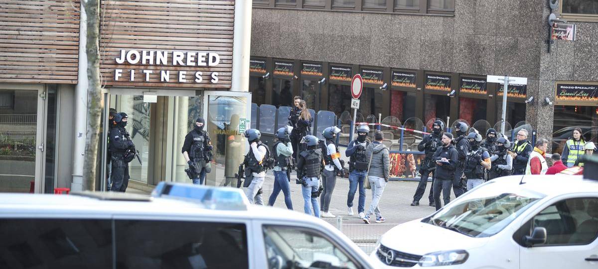 Messerattacke in Duisburg: Terror-Hintergrund wird geprüft