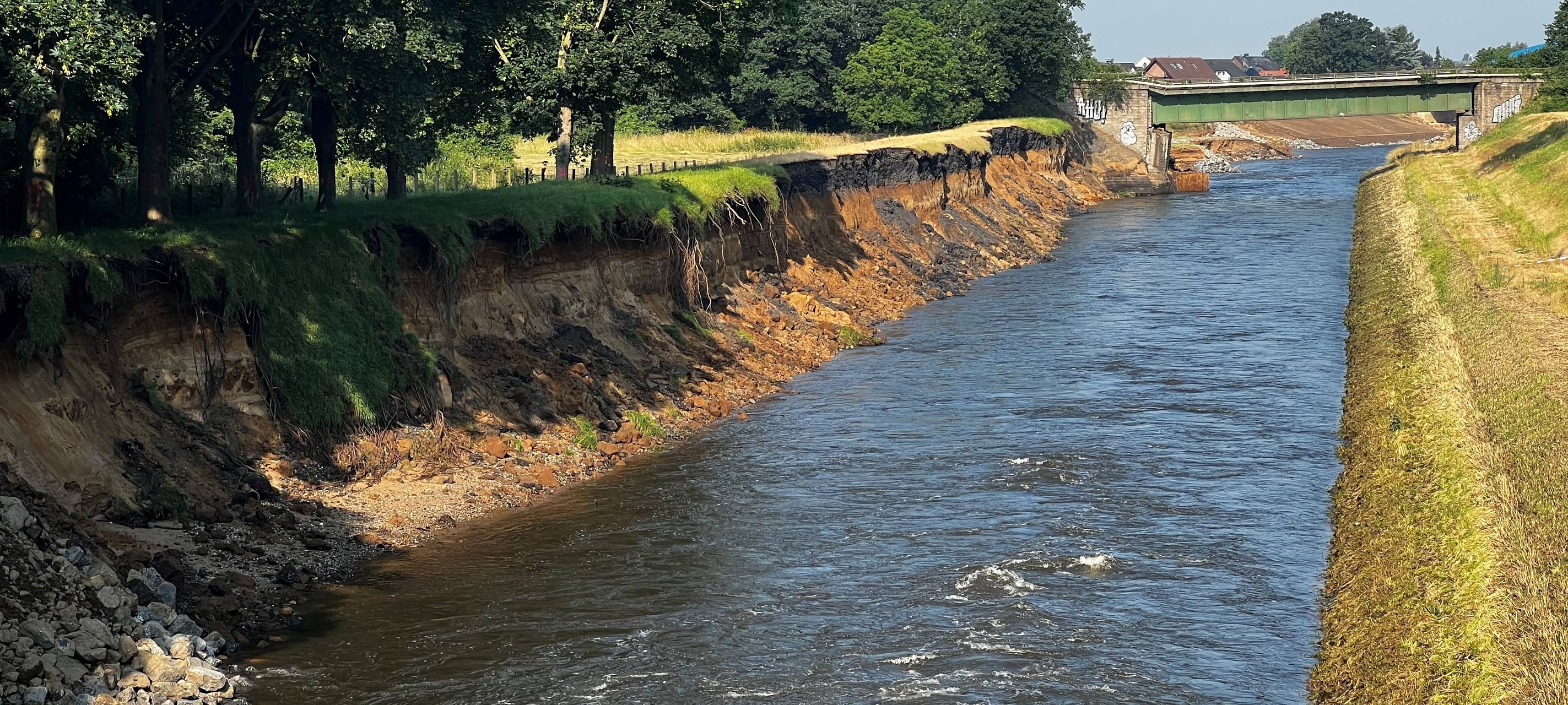 Emscher bei Dinslaken: Viele Fragen nach dem Starkregen