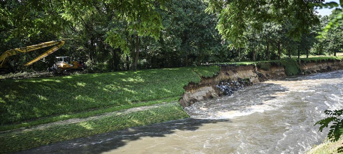 Infoabend zum weggerutschten Emscher-Deich in Dinslaken