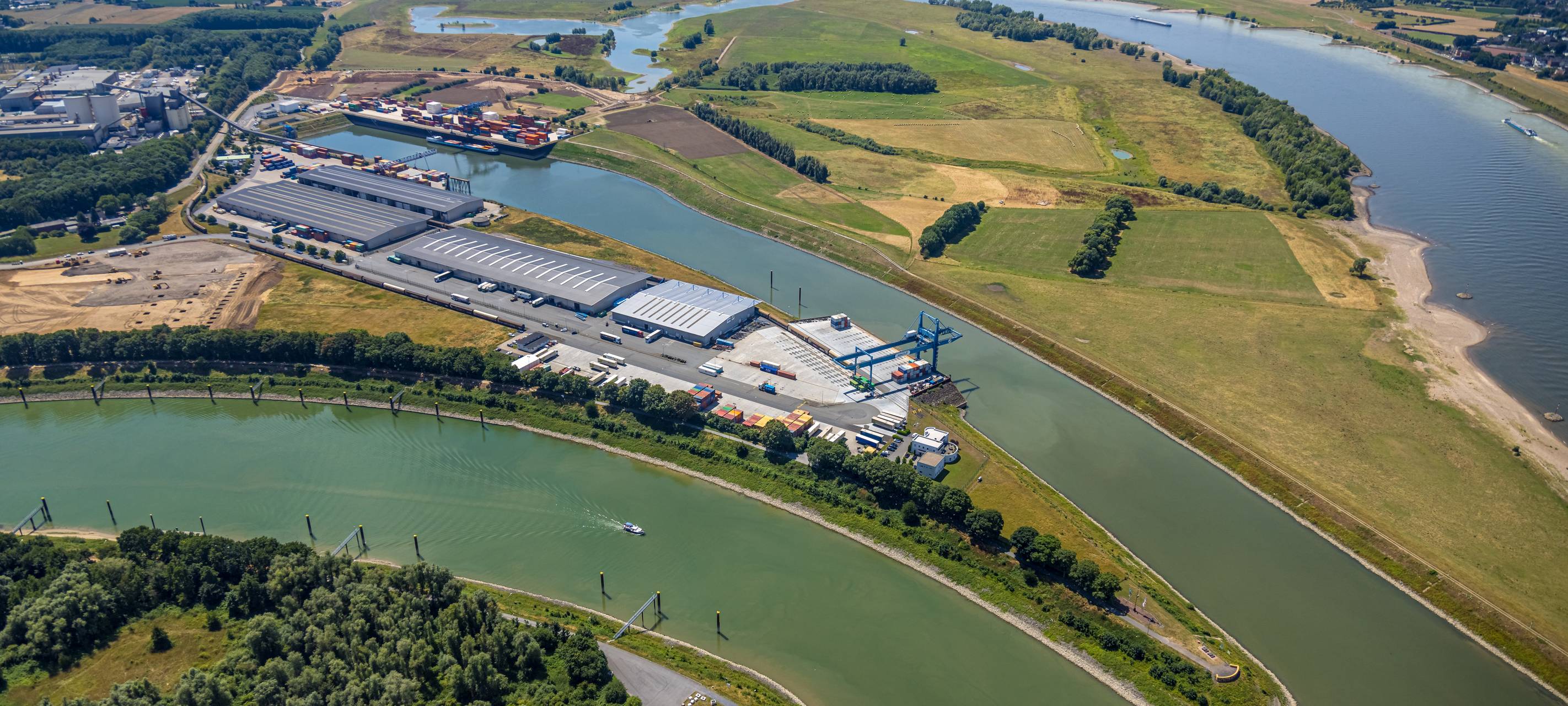 Voerde: Arbeitsplätze am Hafen Emmelsum in Gefahr