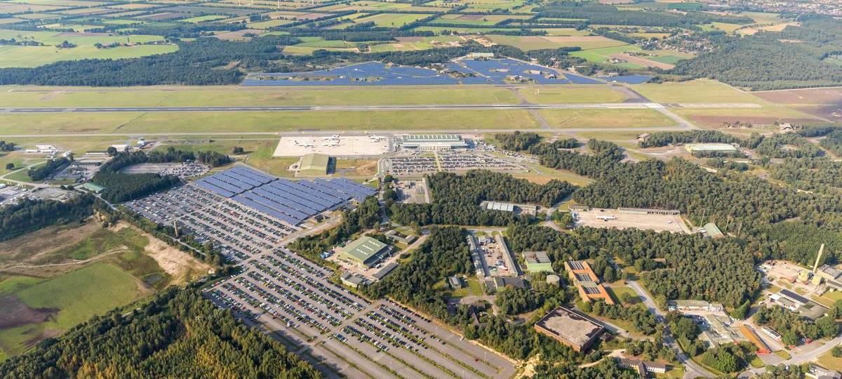 Erster Spatenstich für Kampfjet-Werk am Airport in Weeze