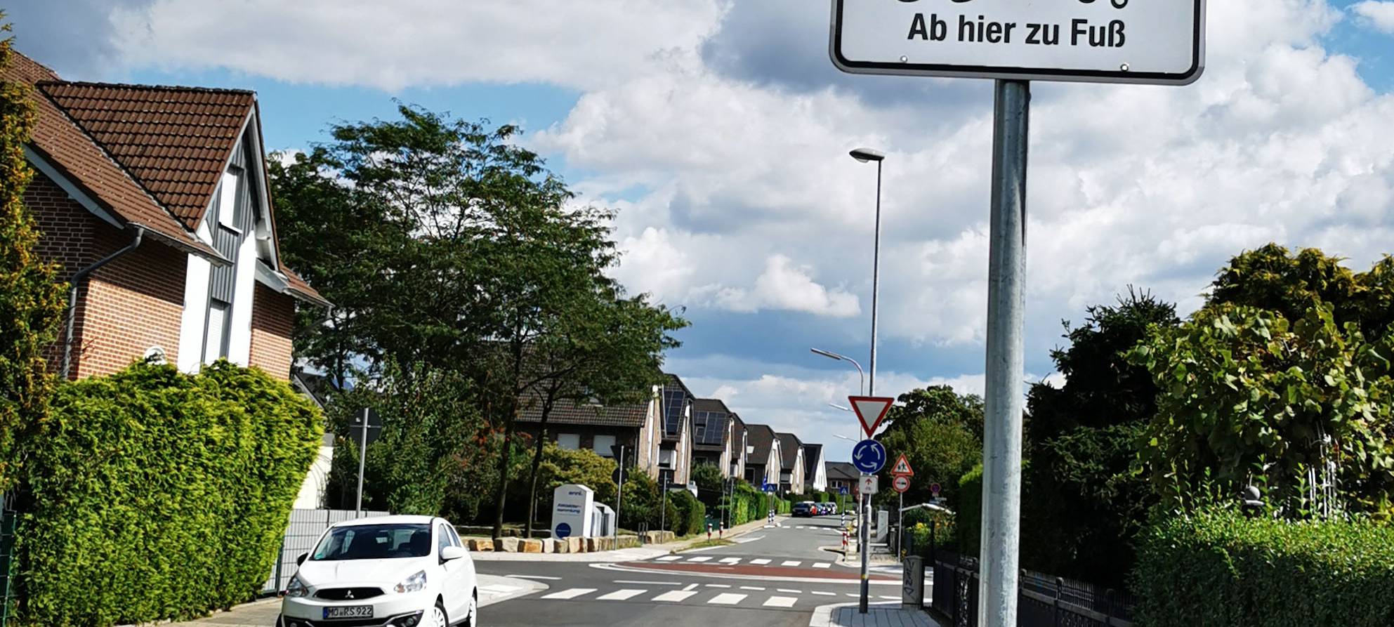 Elternhaltestellen für sichere Schulwege in Moers