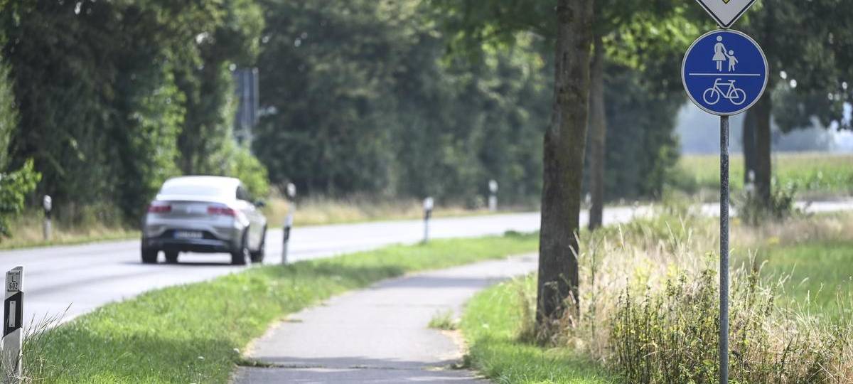 Radwegsanierung zwischen Hamminkeln und Mehrhoog startet