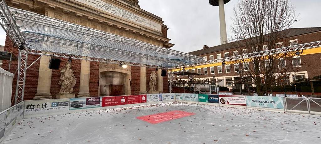 Weseler Winter startet mit Wesel on Ice