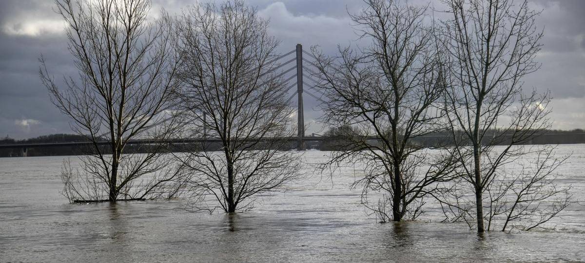 Rheinpegel in Wesel sinkt - weiter Sorge an der Lippe