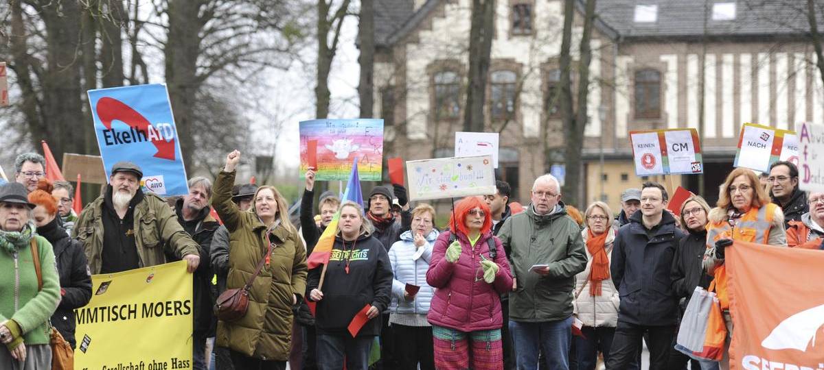 Über 300 Demonstrierende gegen die AfD in Orsoy