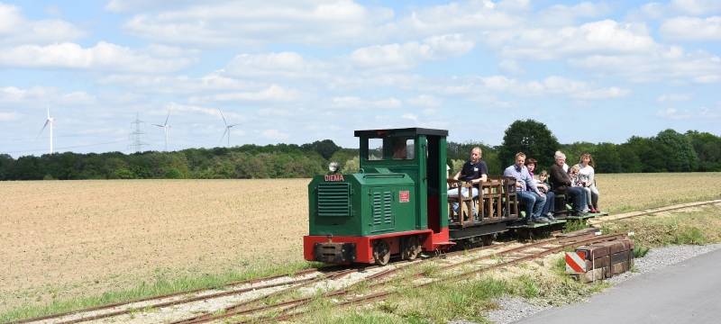 Schermbecker Feldbahn fährt neue Strecke entlang der Lippe