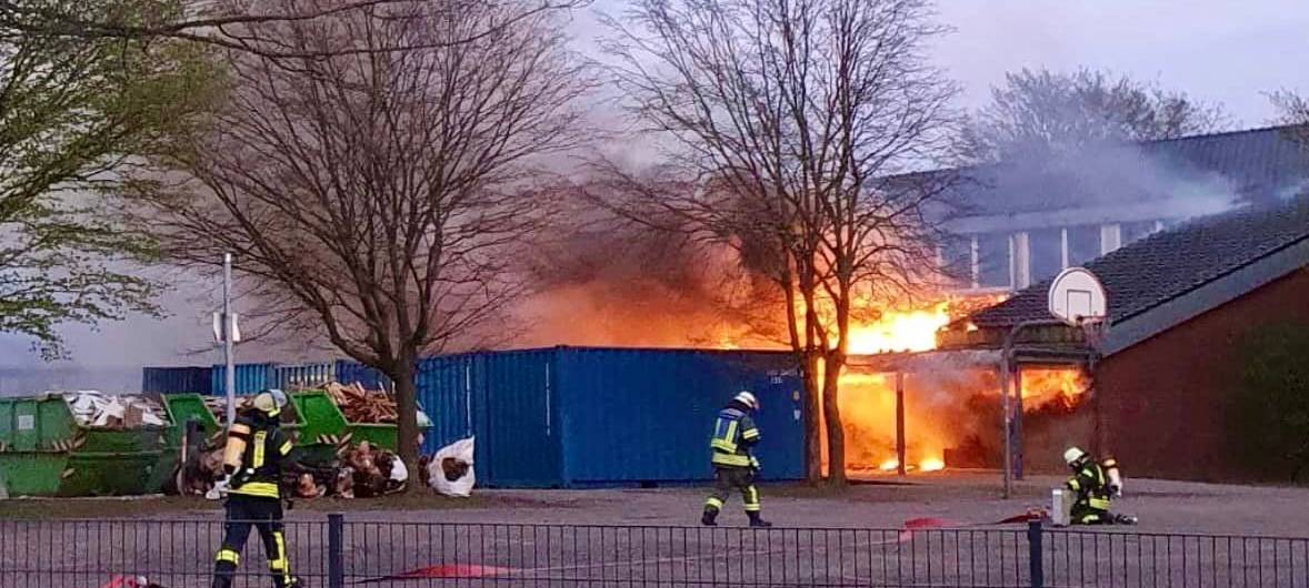 Nach Brand wieder Unterricht an Rheinberger Grundschule