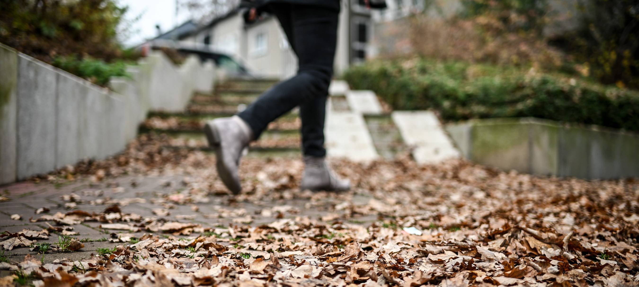 Dinslaken: Fußverkehrs-Check nimmt Gehwege unter die Lupe