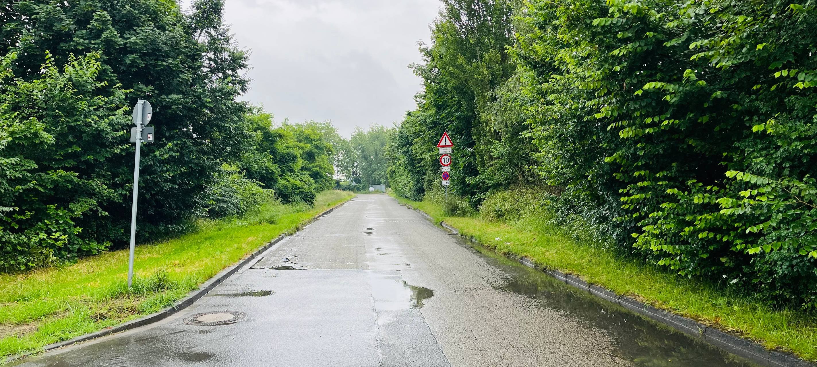 Buckelpiste "Am Lippeglacis" in Wesel soll beseitigt werden