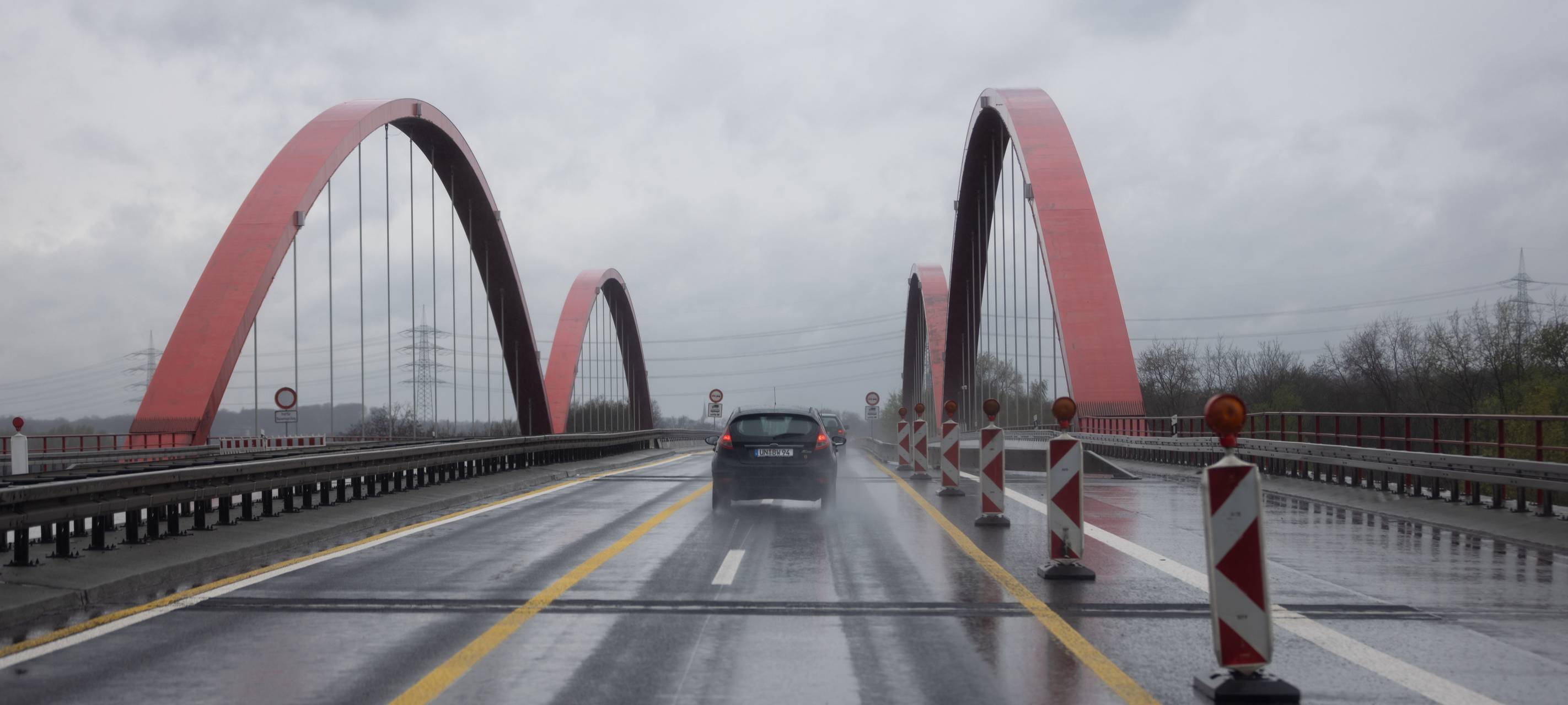 Spektakuläre Arbeiten für neue Brücke auf A42 bei Bottrop