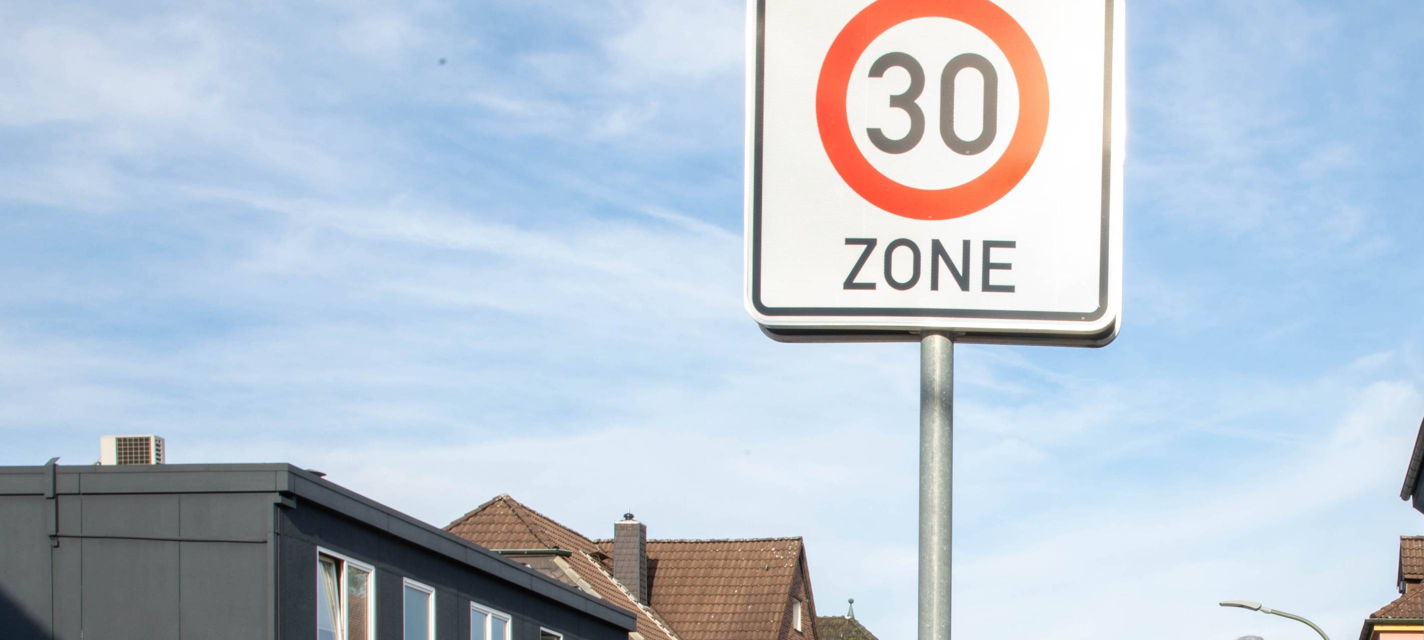 Unsichere Vorfahrtsregel in Hünxe: Die Gemeinde reagiert