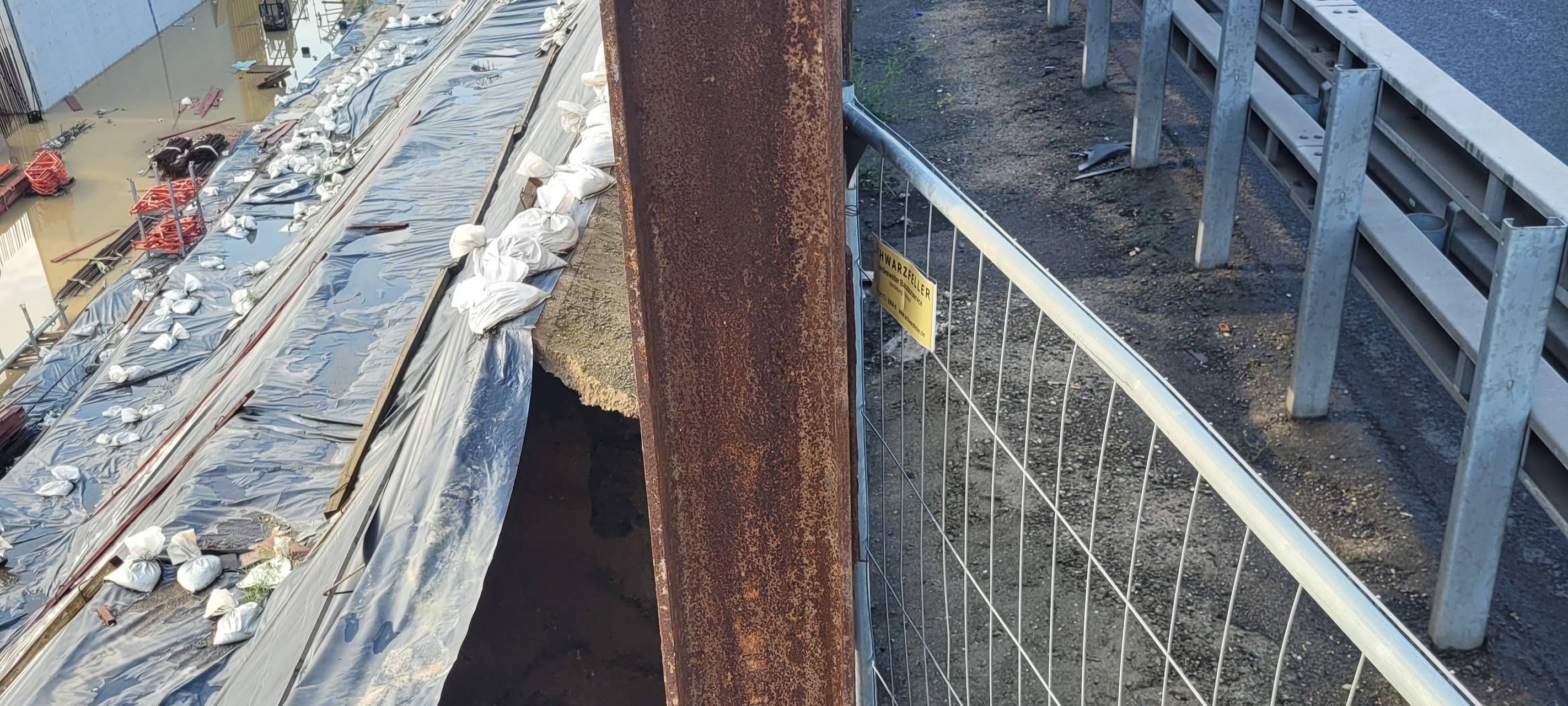 Unwetter-Folgen für Autofahrer und Zugpendler im Kreis Wesel