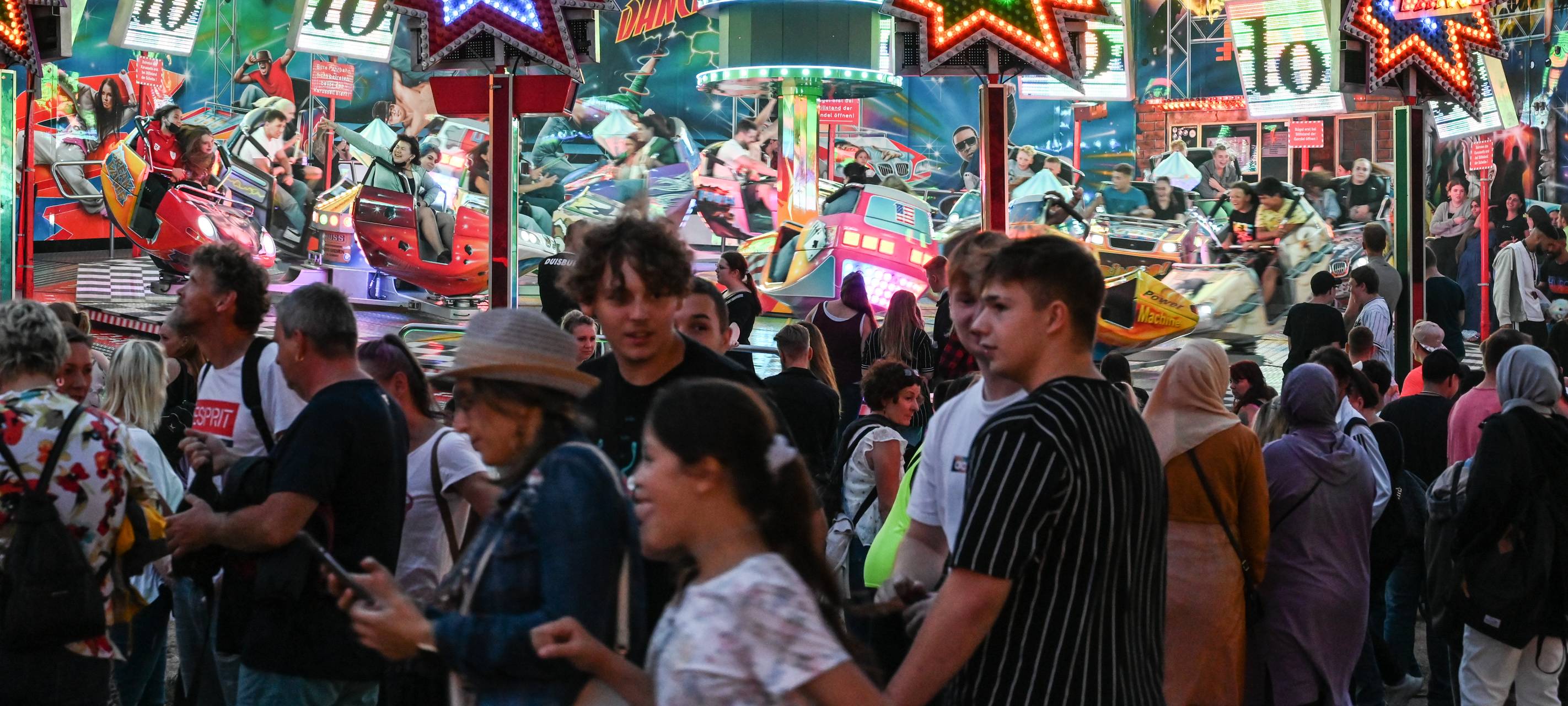Der größte Binnenhafen der Welt feiert Hafenfest
