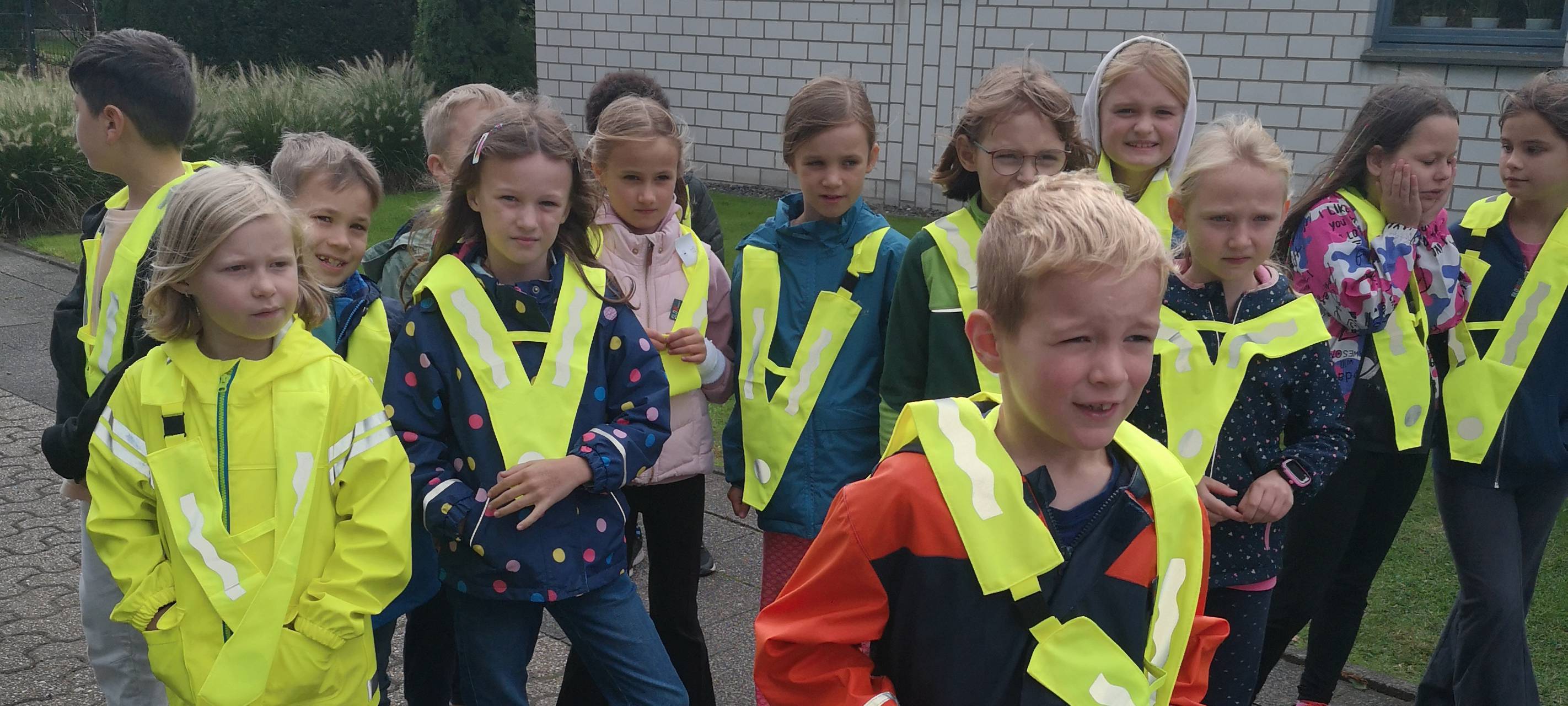 Weseler Grundschüler verpassen Autofahrern "Denkzettel"