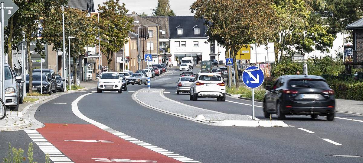 Modernisierung der Bahnhofstraße in Moers geht voran