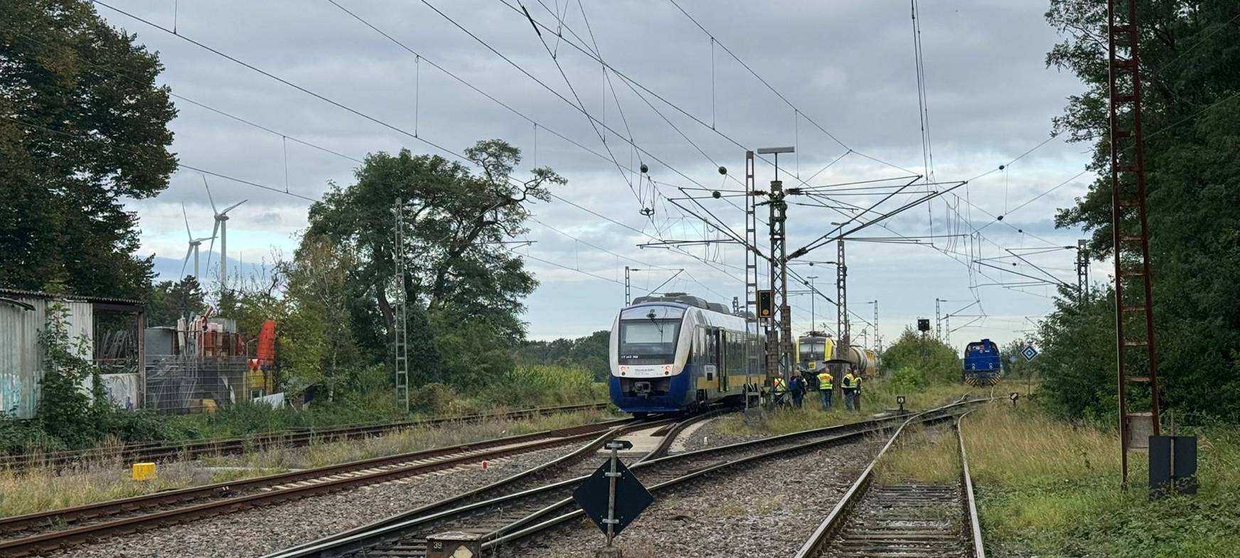 14 Verletzte bei Zugunfall in Moers-Rheinkamp