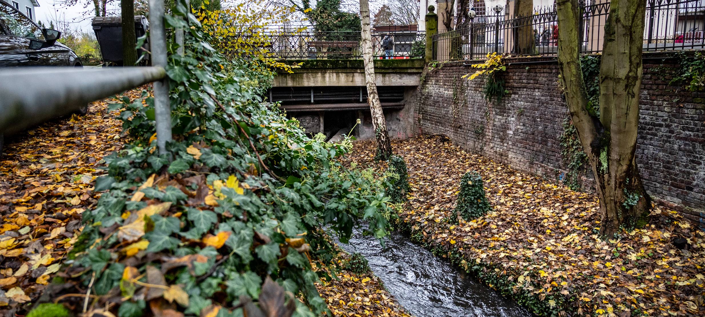 Brücke in Moers bleibt länger gesperrt