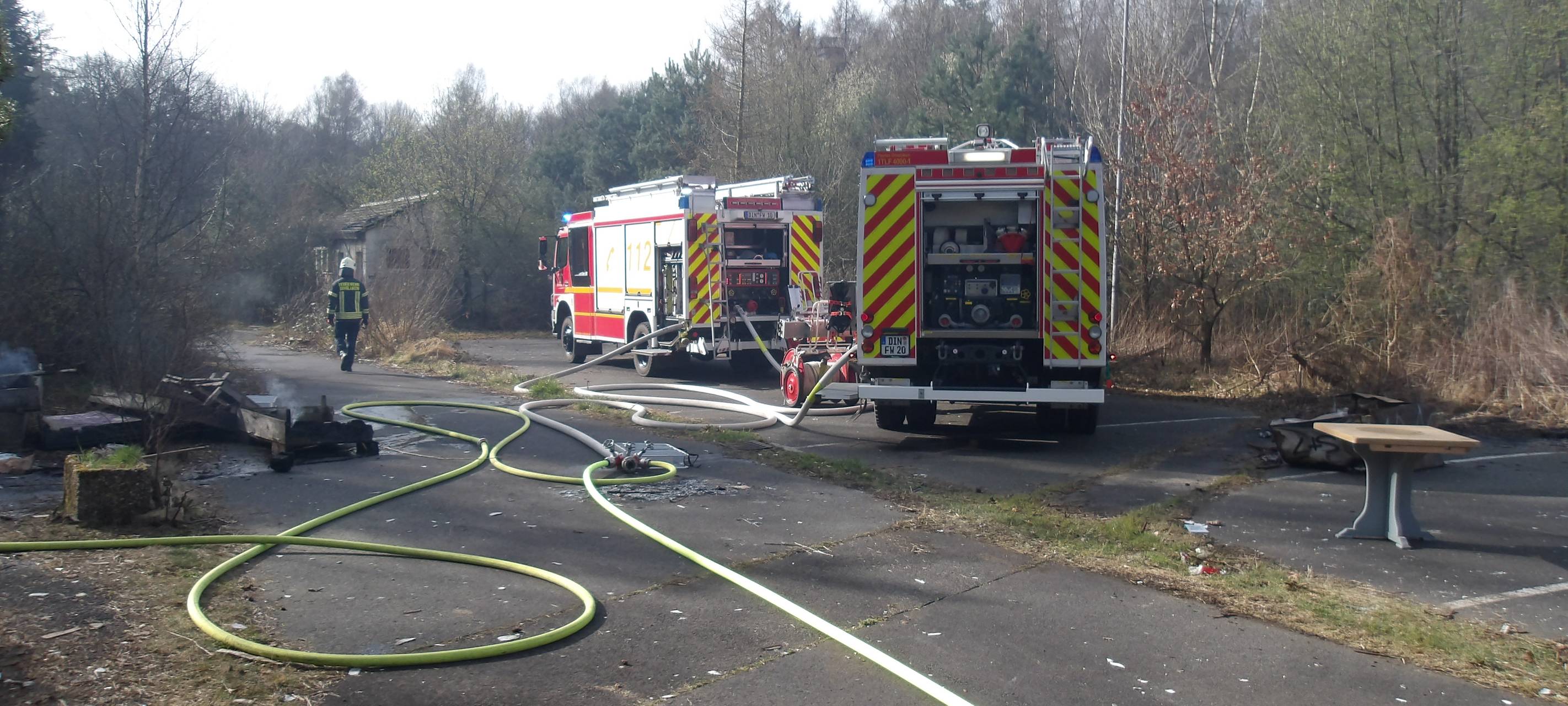 Feuer in altem Schießstand in Dinslaken gelöscht