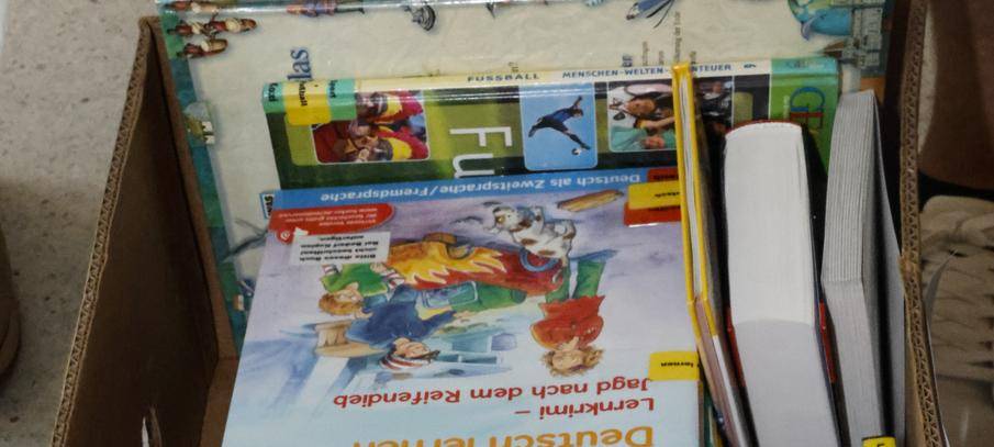 Bücherkiloverkauf kehrt in die Kathrin-Türks-Halle zurück