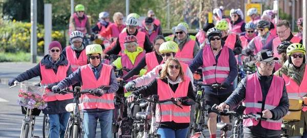 Gemeinsam radeln gegen Brustkrebs