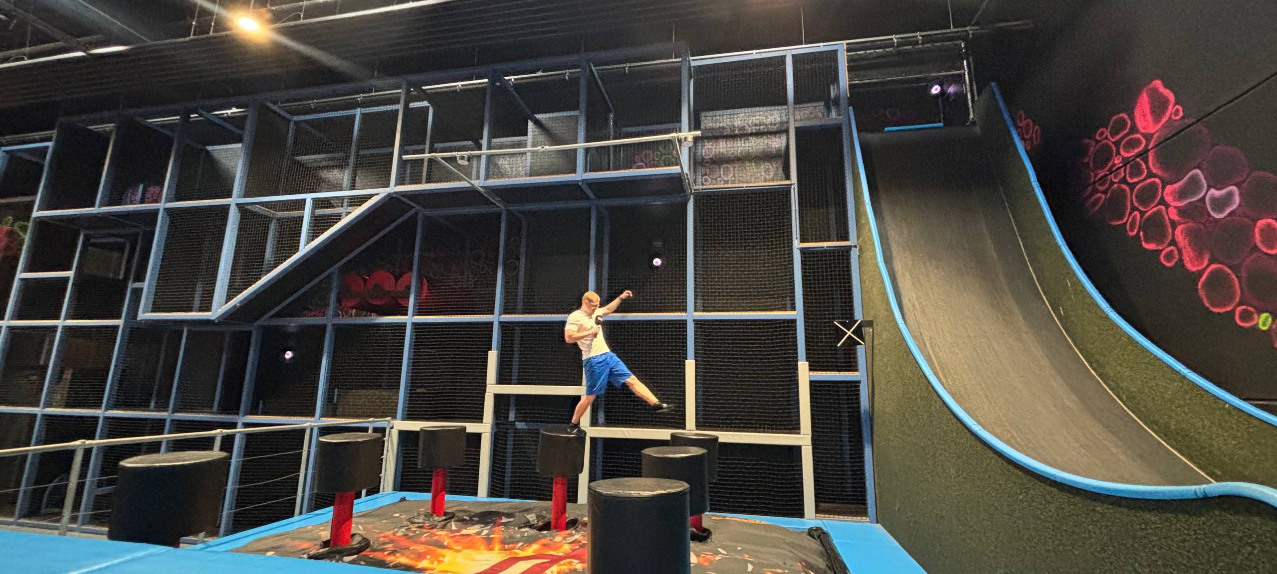 Bei Superfly in Düsseldorf hat Reporter Sascha Fassbender sich an verschiedenen Stationen versucht.