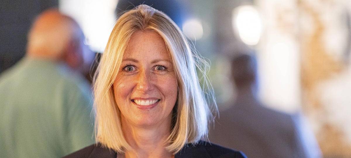 Der neue Rat in Moers tagt und vereidigt Julia Zupancic