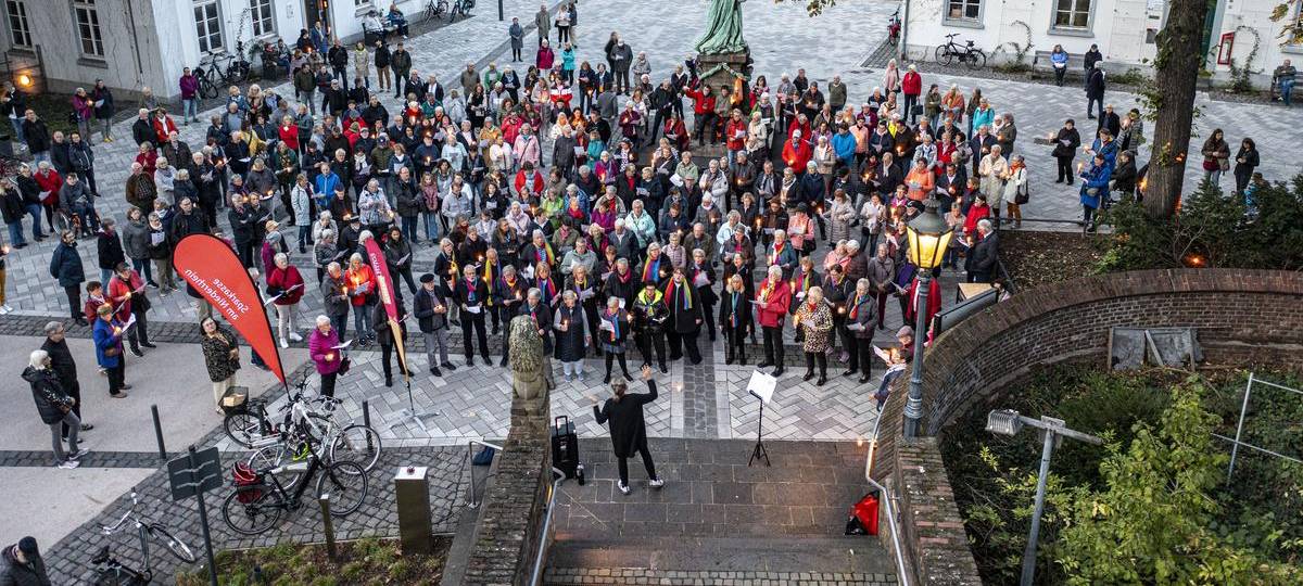 "Deutschland singt" auf dem Schlossplatz in Moers