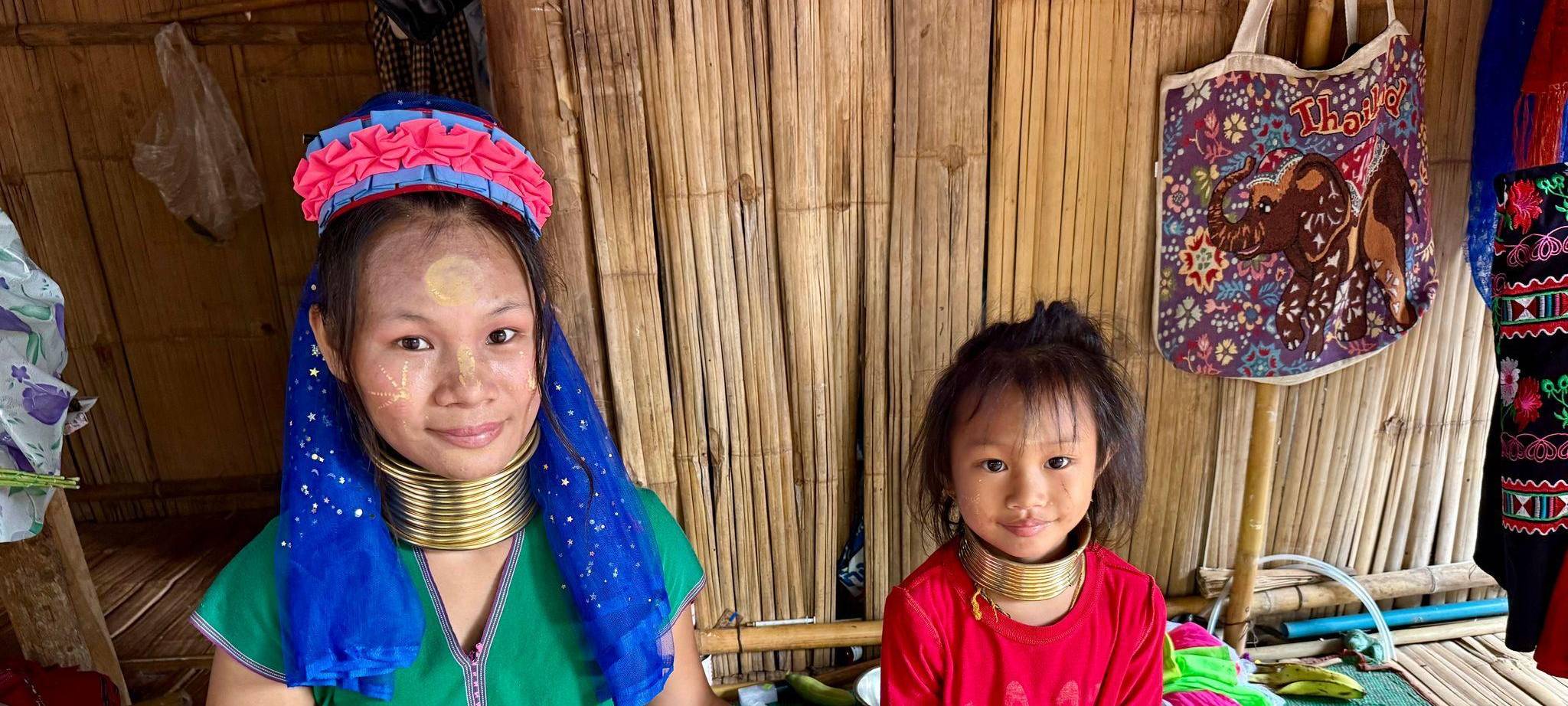 Langhalsfrauen - «Long Neck Karen» - im Norden Thailands