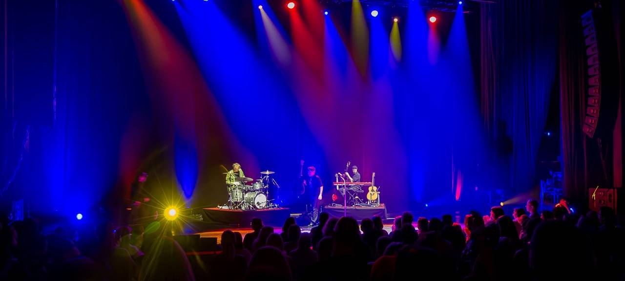 Lichtblicke Weihnachtskonzert: Über 165.000 Euro für den guten Zweck! - Michael Patrick Kelly hautnah