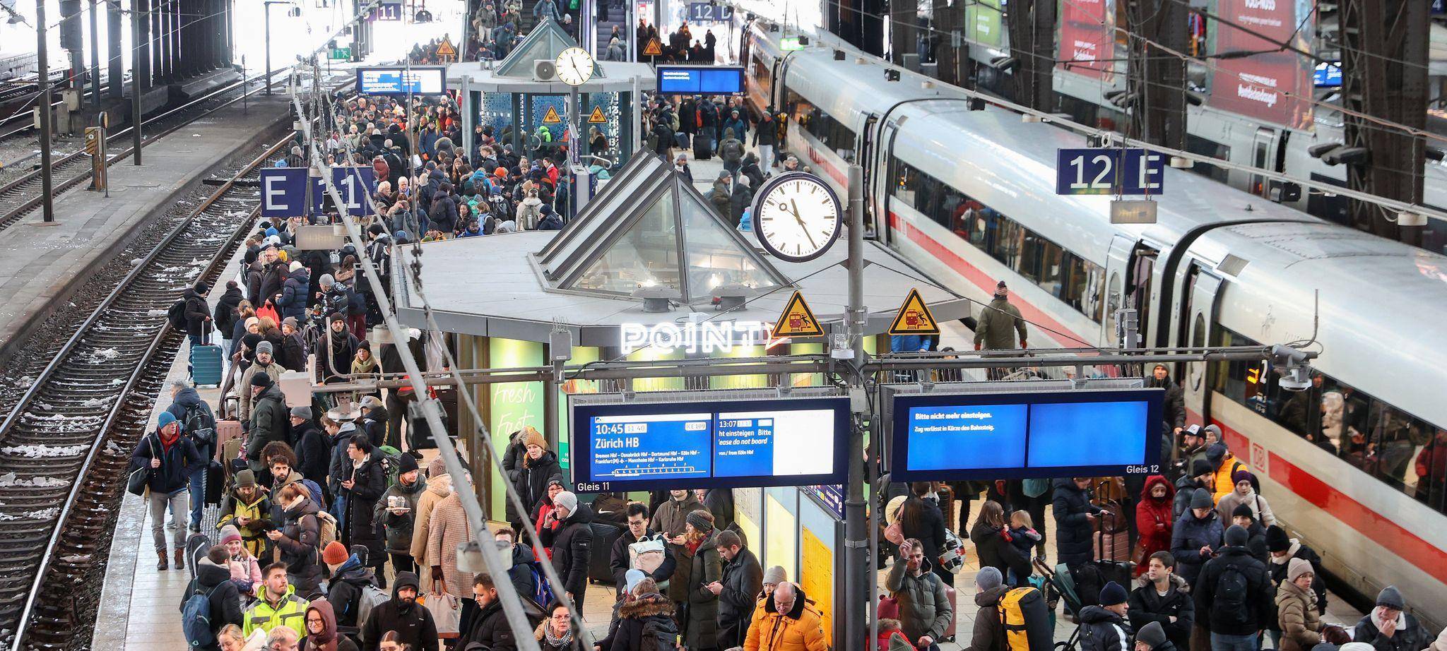 Nach Sturmtief Elli - Lage am Hamburger Hauptbahnhof