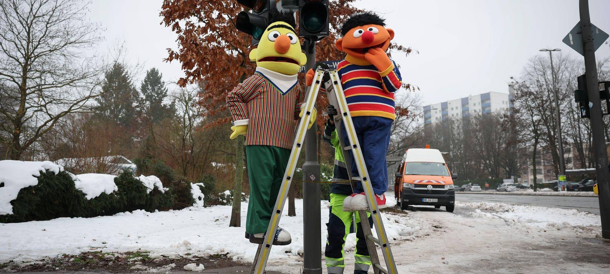 Fußgängerampel mit Ernie und Bert aus der Sesamstraße