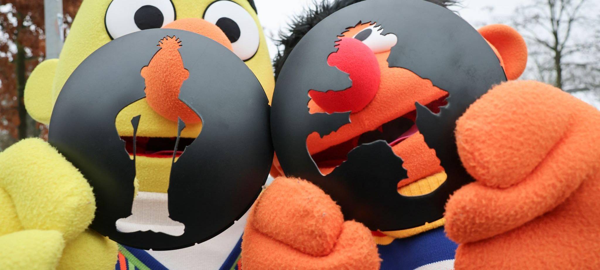 Fußgängerampel mit Ernie und Bert aus der Sesamstraße