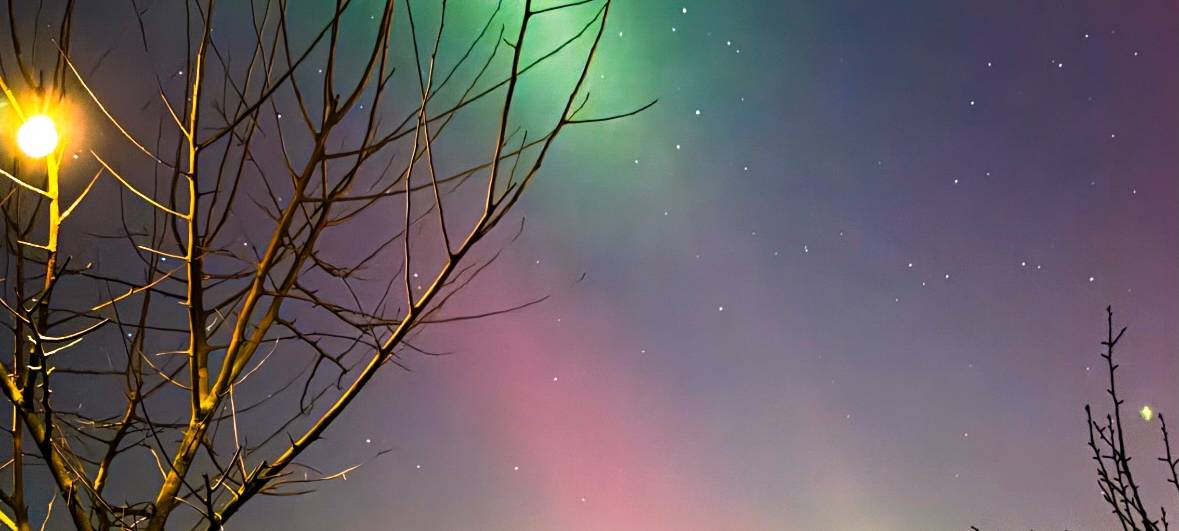 Polarlichter verzaubern Himmel über dem Niederrhein