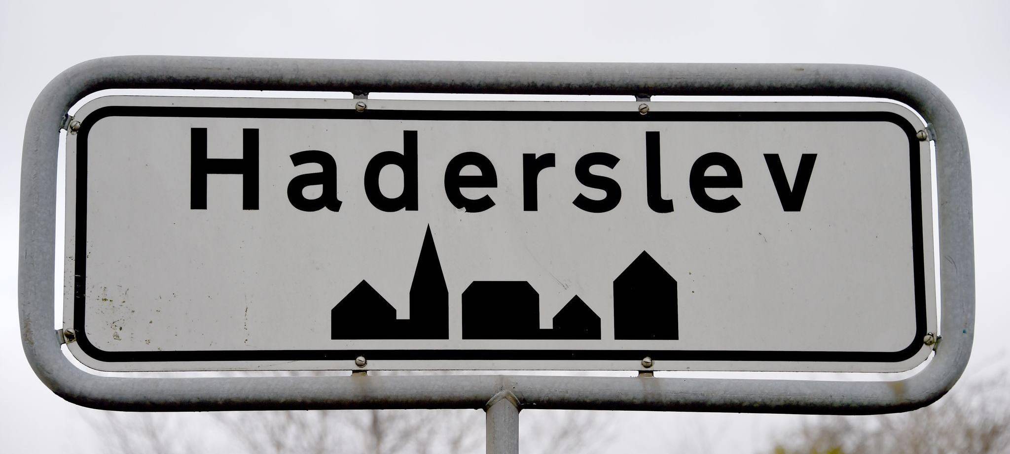 Dänemark - Ortsschild Haderslev